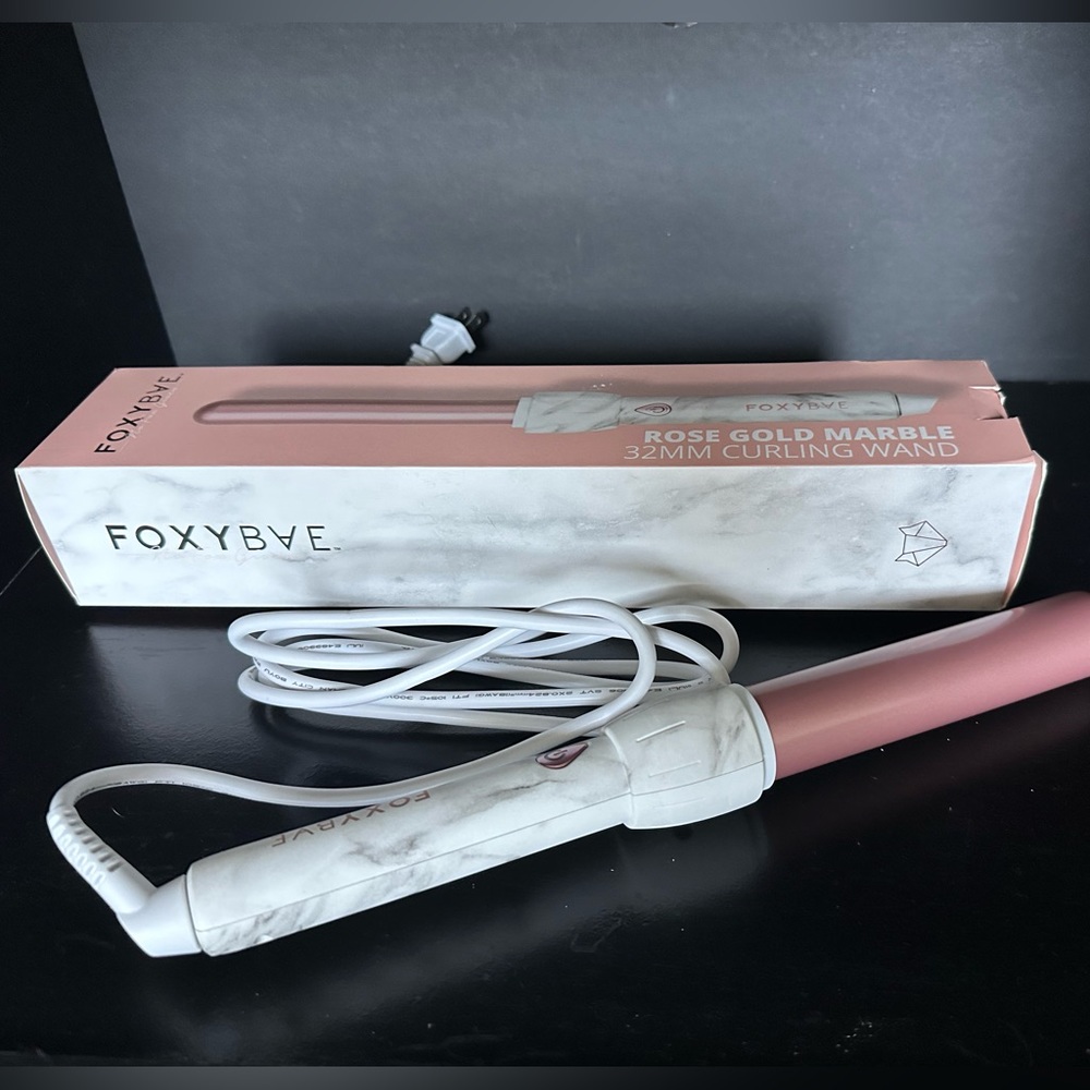 Foxy Bae Rose Gold Marble 32mm Curling Wand